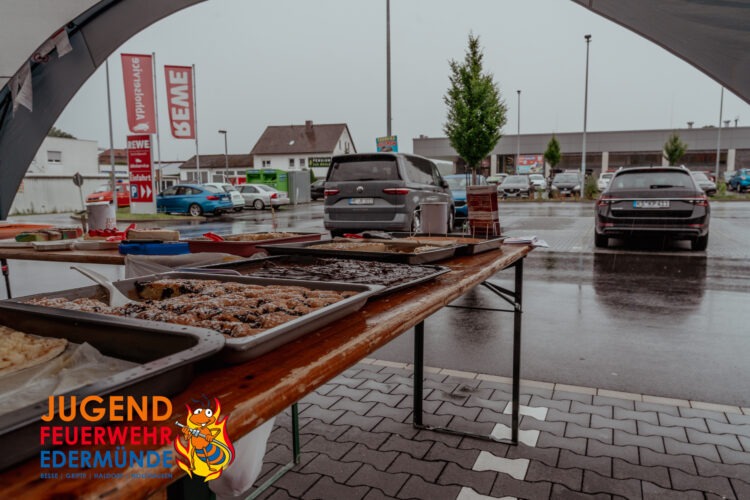 Kuchenverkauf der Jugendfeuerwehr