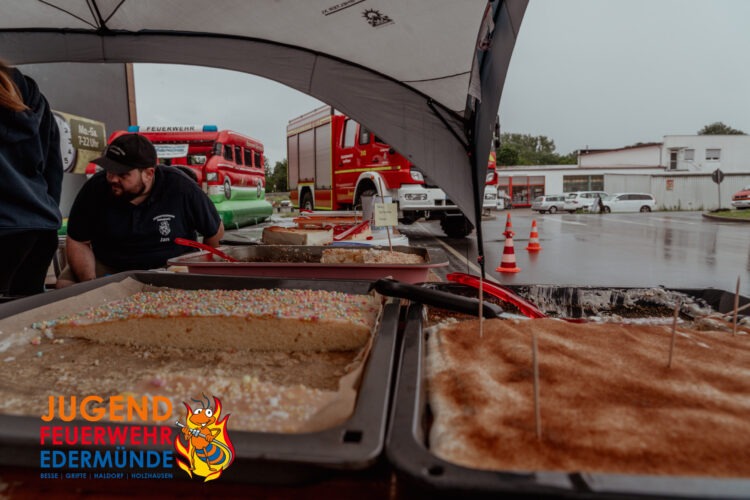 Kuchenverkauf der Jugendfeuerwehr