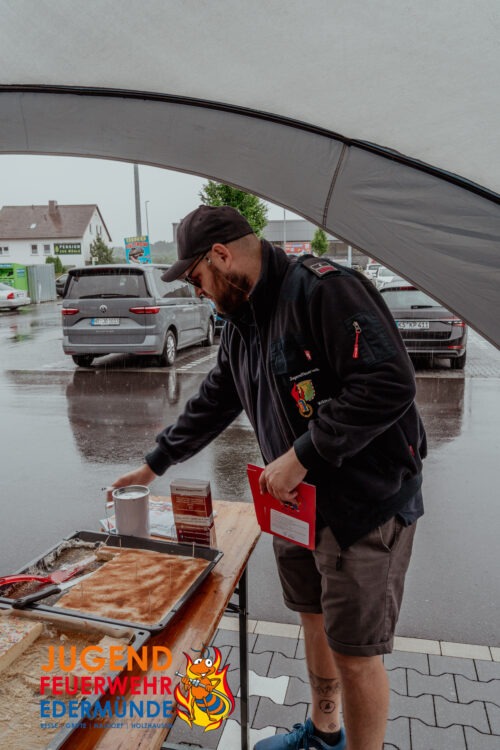 Kuchenverkauf der Jugendfeuerwehr