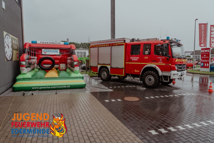 Kuchenverkauf der Jugendfeuerwehr