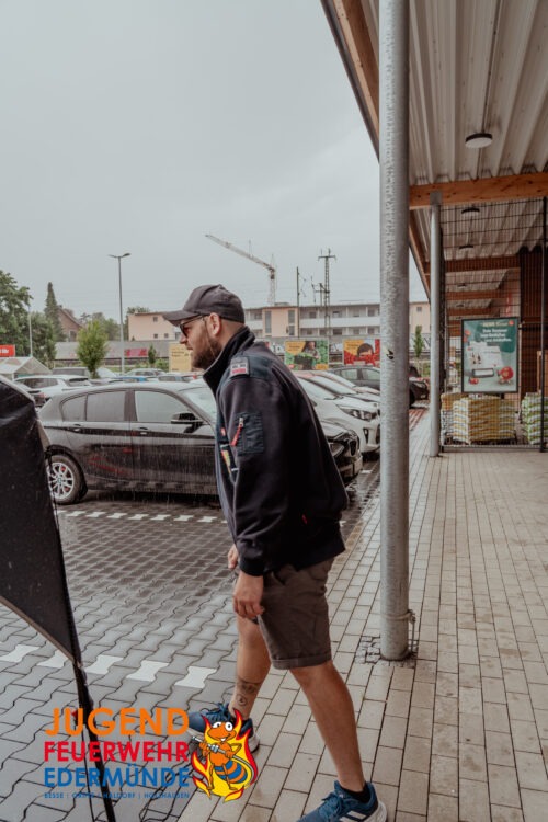 Kuchenverkauf der Jugendfeuerwehr