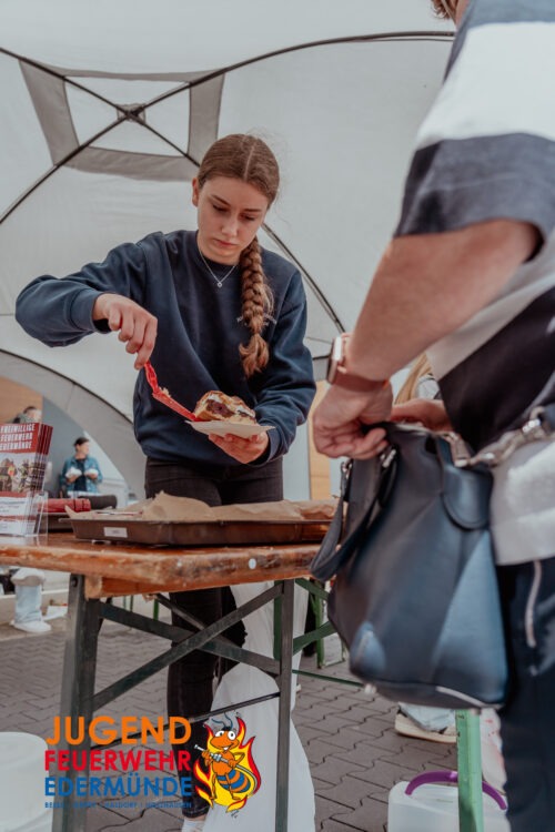 Kuchenverkauf der Jugendfeuerwehr