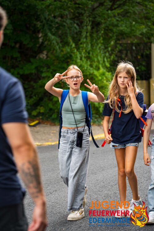 Jugendfeuerwehr erobert MoviePark