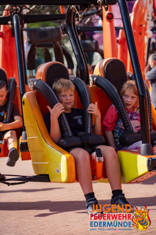 Jugendfeuerwehr erobert MoviePark