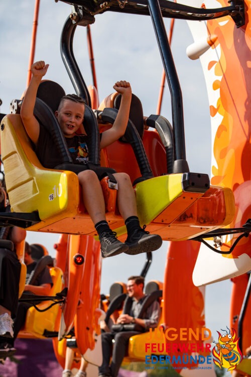 Jugendfeuerwehr erobert MoviePark