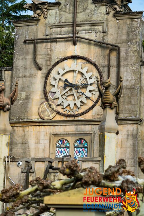 Jugendfeuerwehr erobert MoviePark