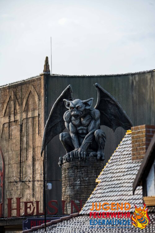Jugendfeuerwehr erobert MoviePark