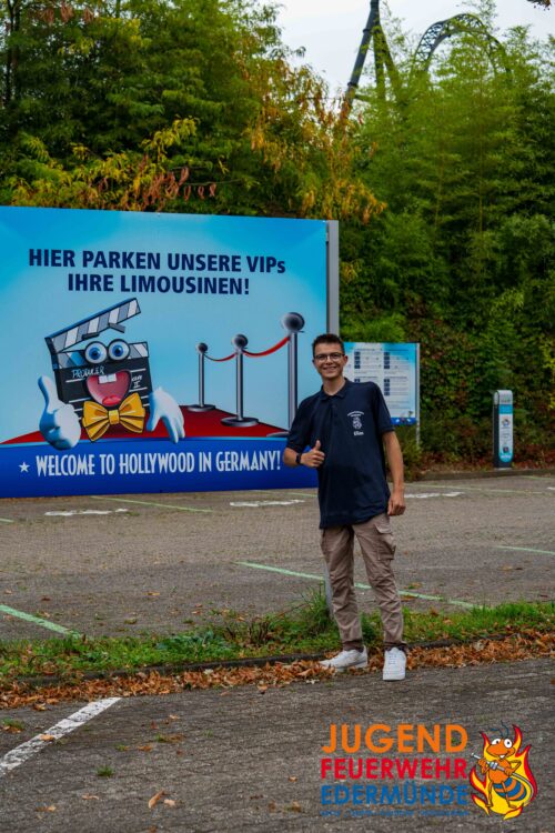 Jugendfeuerwehr erobert MoviePark